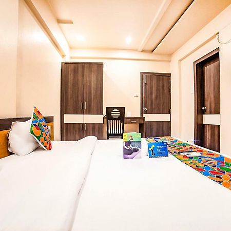 Fabhotel Imperio - Nr Baner Hill Pune Exteriör bild